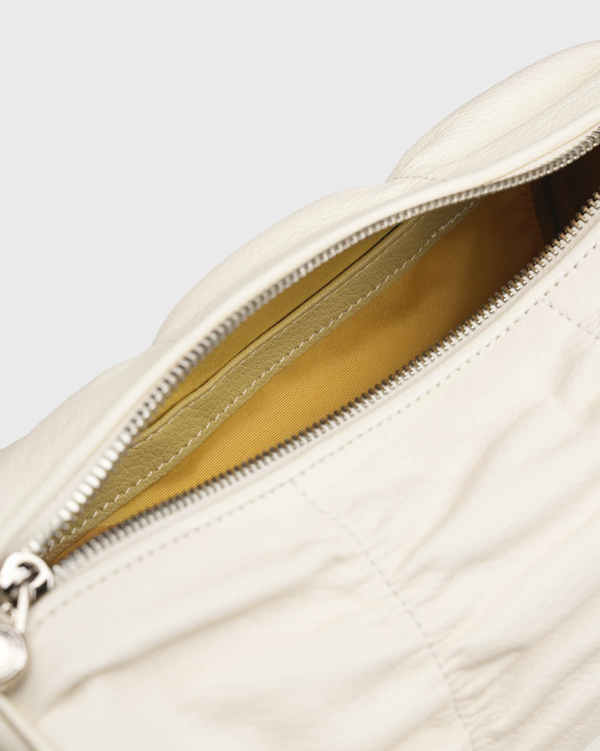 Bonnie Cylinder Bag (Cream)